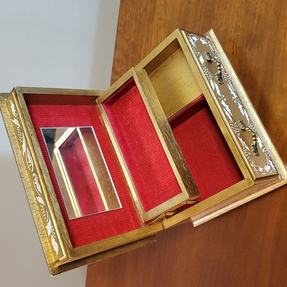 Vintage Jewelry Music Box Guilded Wood Japan - Picture 7 of 9